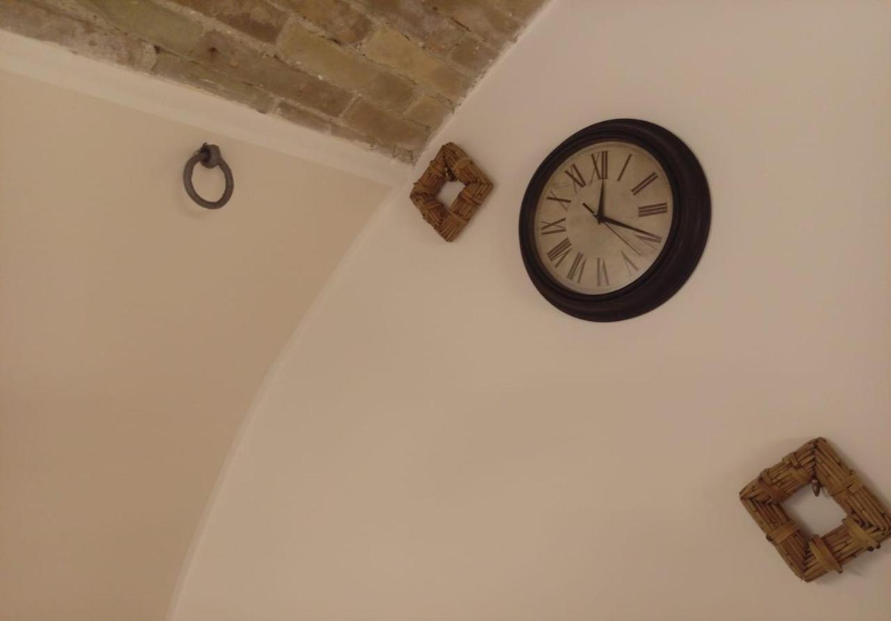 ホテル Residenza L'Orologio ベルナルダ エクステリア 写真